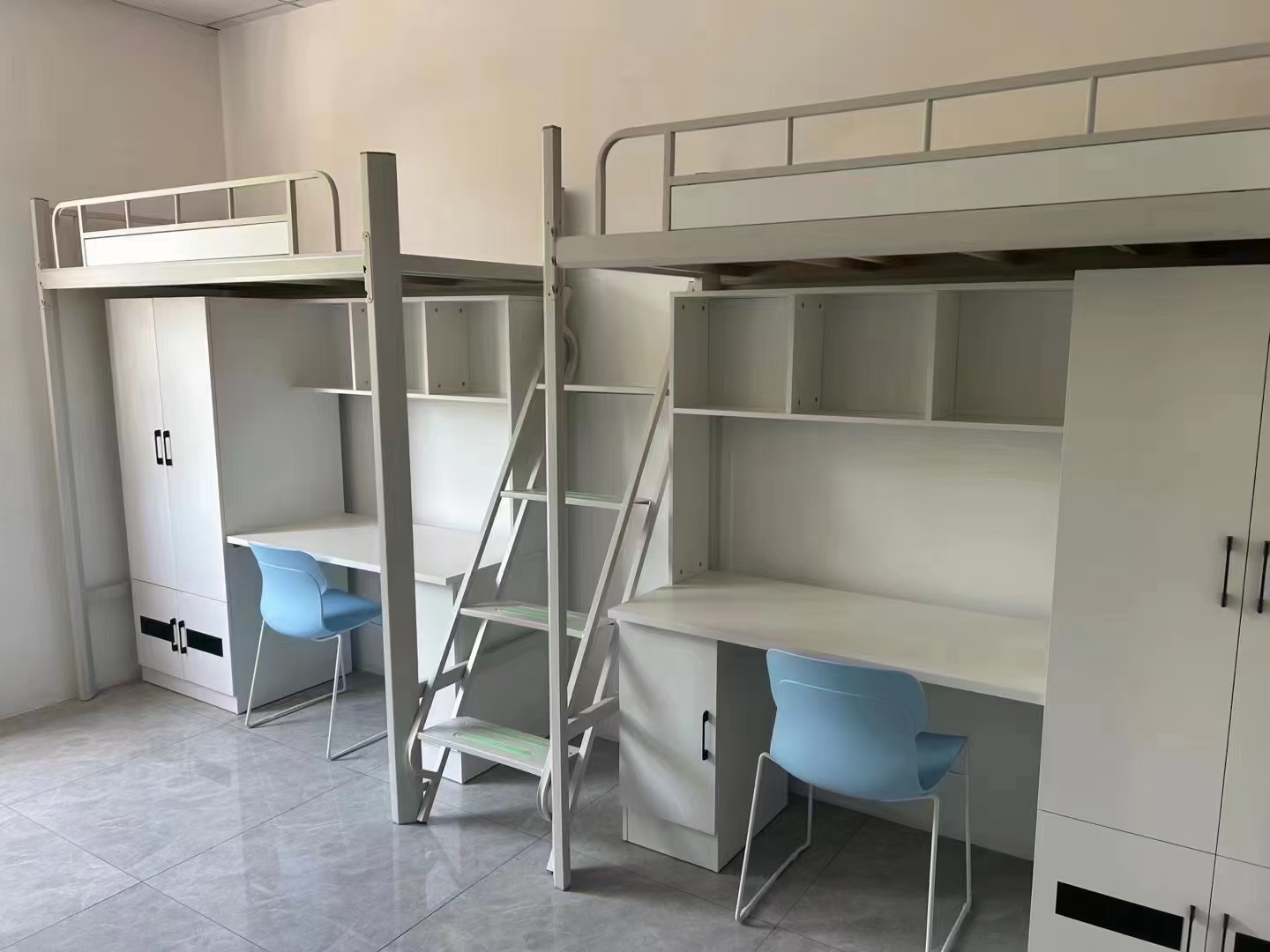 学生宿舍铁床新宠，空间利用高手，省地又实用！